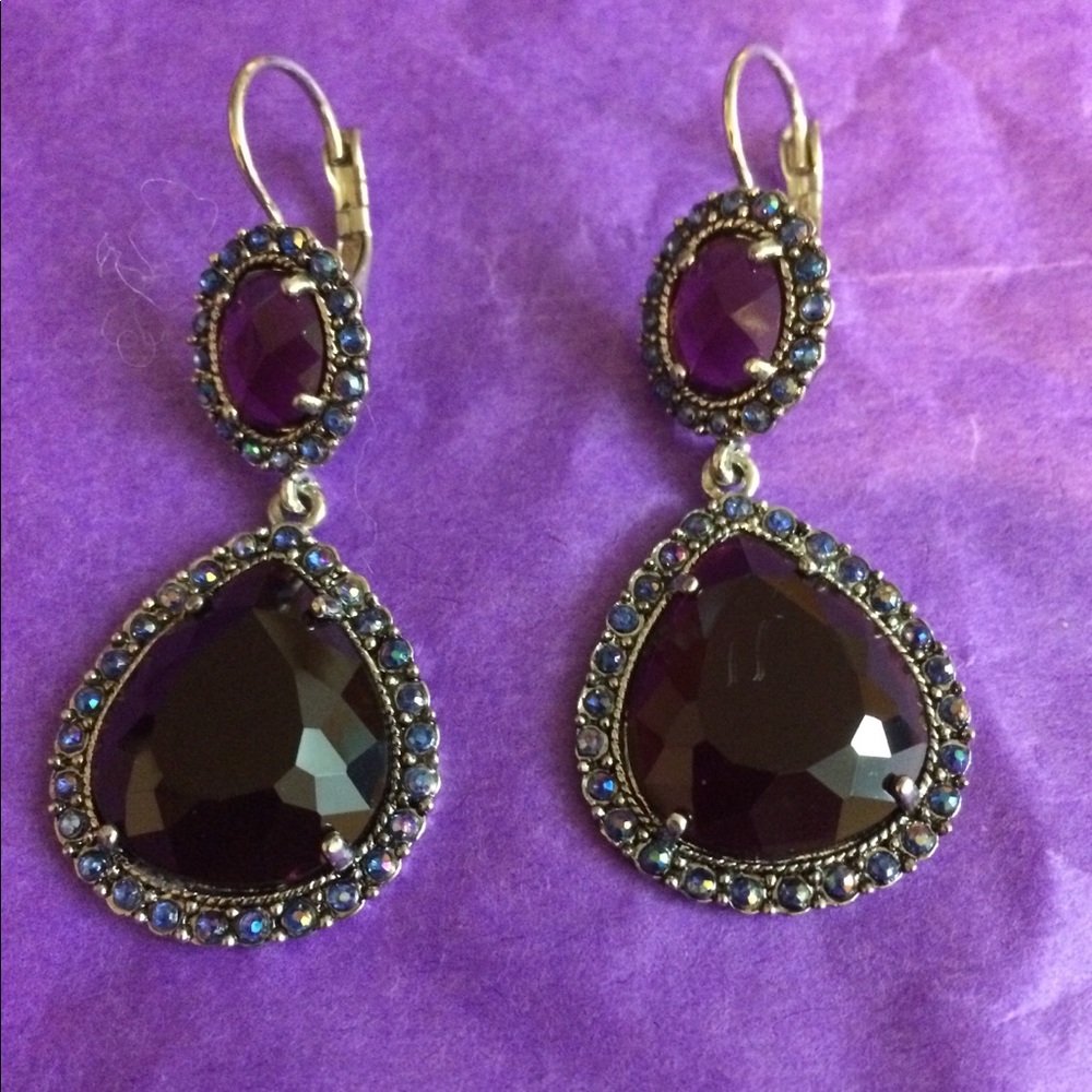 Avon Dangle Teardrop Earings